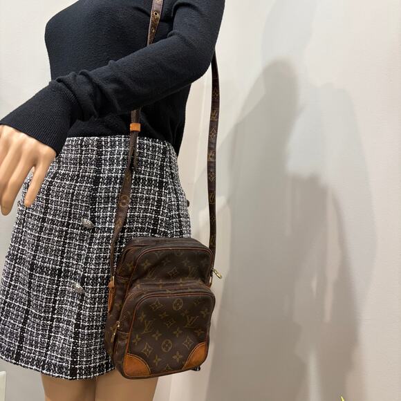 Louis Vuitton Accessories - 8911 LOUIS VUITTON Monogram Amazone MM Crossbody